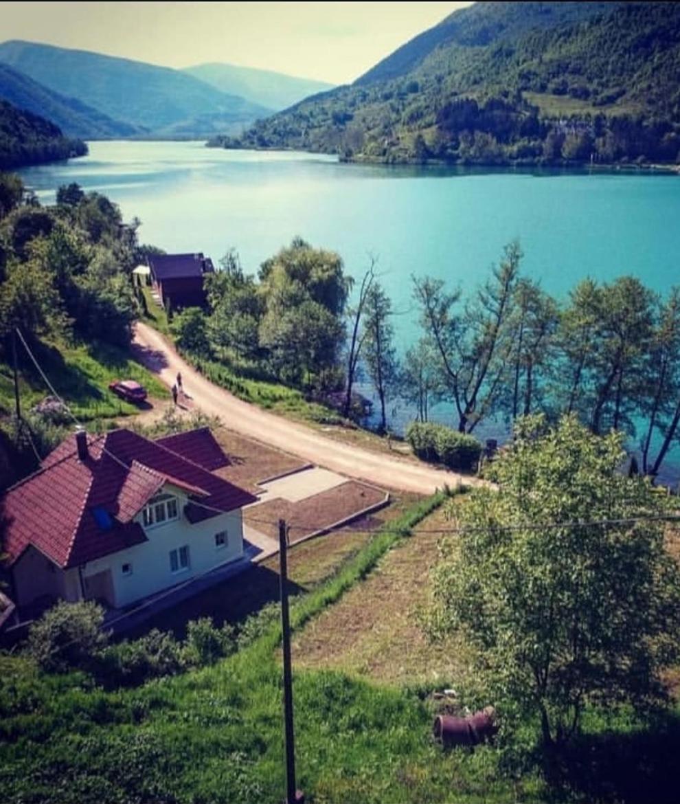 Cobras Plivsko Jezero, Jajce Vila Exterior foto